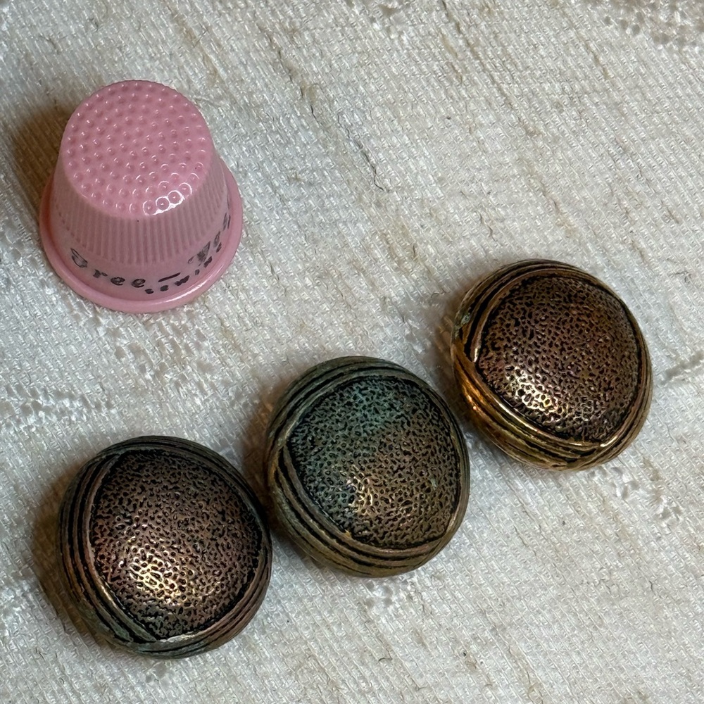 3 Vintage Brass Stippled Shank Buttons‎ 22.7mm 36L Textured Dome Blazer Coat Set